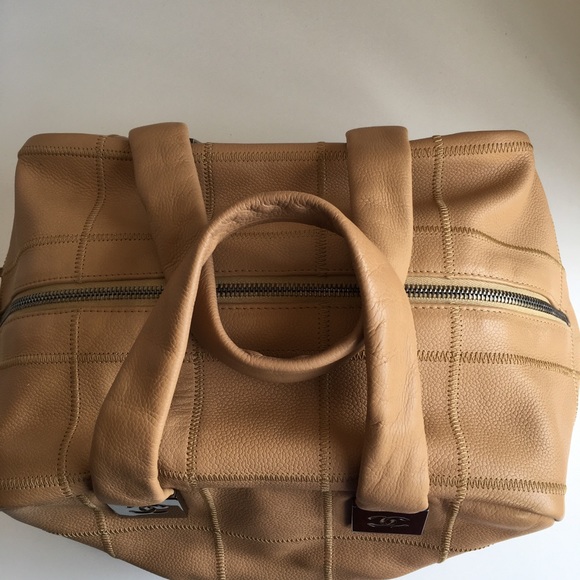 Chanel Bowling Bag - Picture 5 of 13